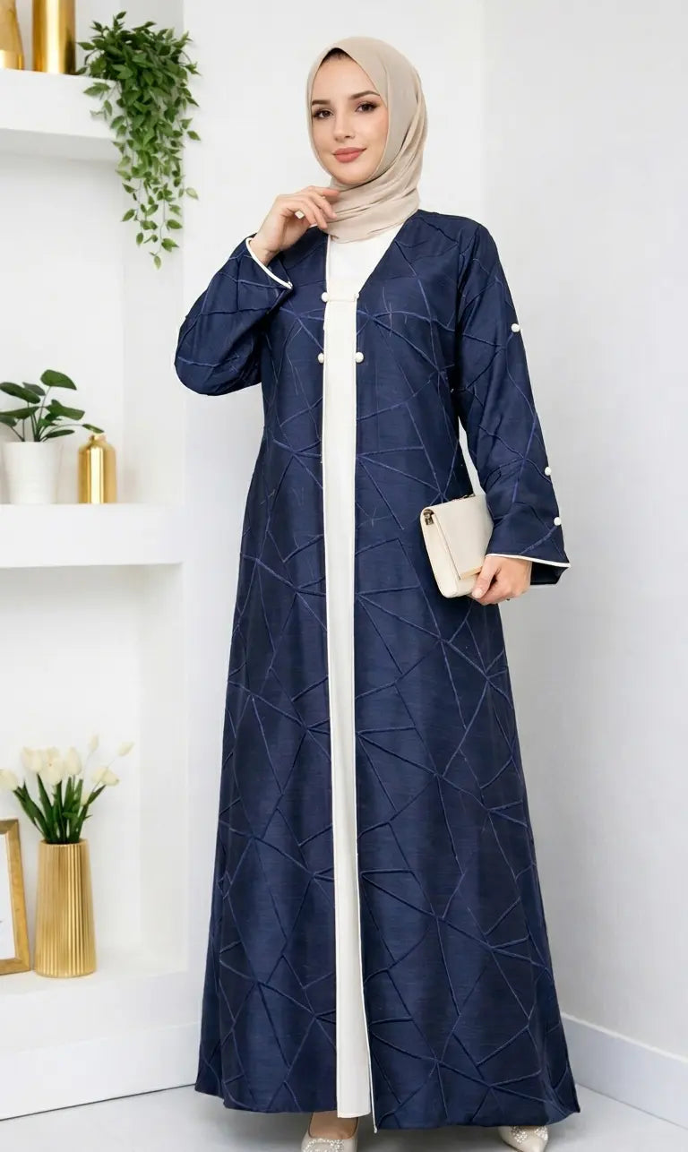Geometrische Satin-Abaya – Moderne strukturierte Abaya mit Knopfdetails