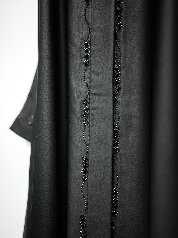Abaya mit dezenter Stickerei und edlem Design