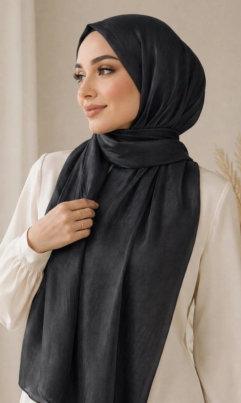 Premium Shimmer Crinkle Hijab – Leicht, Elegant & Zeitlos (200 × 75 cm)