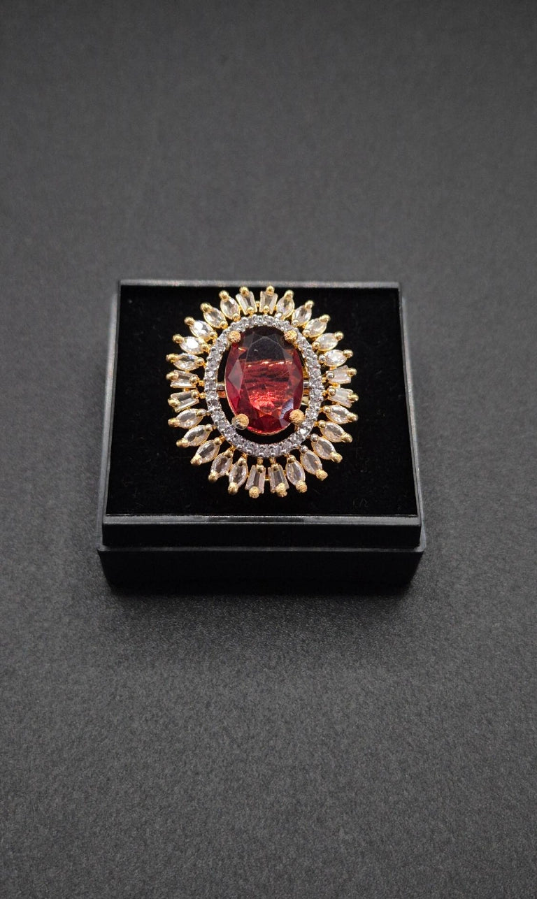 Elara – Zirkonia Ring in Gold-Silber-Optik