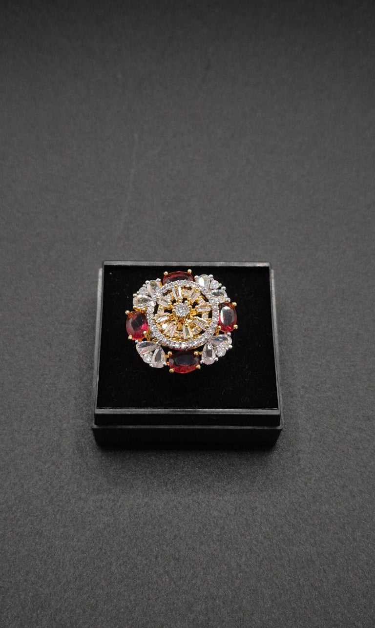 Samaya – Zirkonia Ring in Gold-Silber-Optik