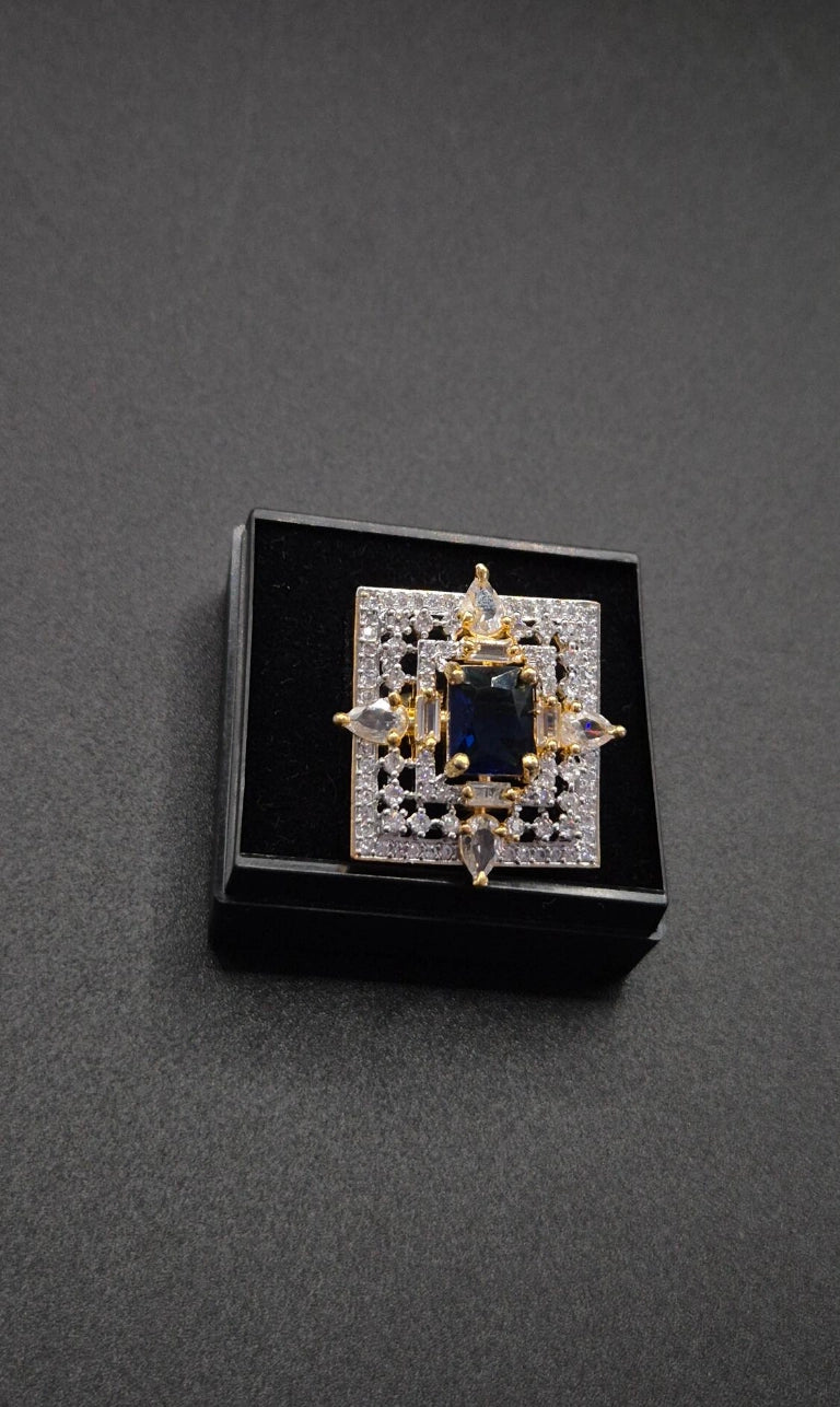 Rania – Zirkonia Ring in Gold-Silber-Optik