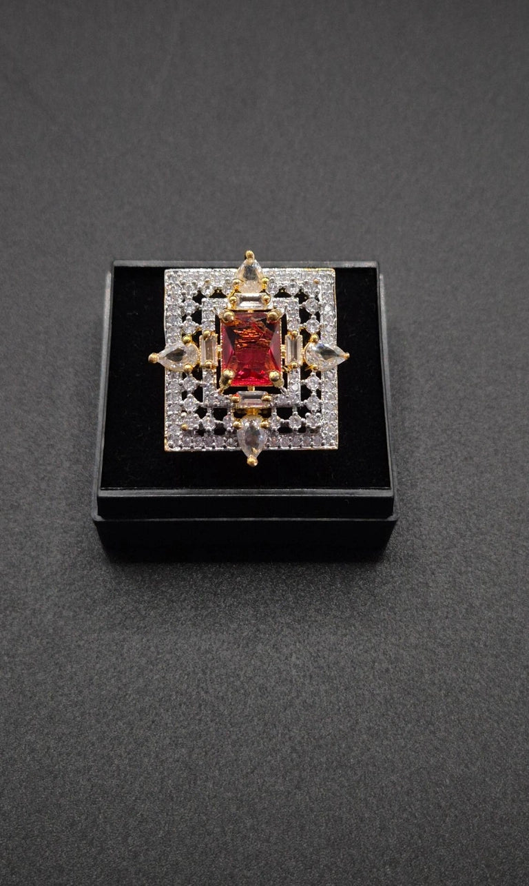 Rania – Zirkonia Ring in Gold-Silber-Optik