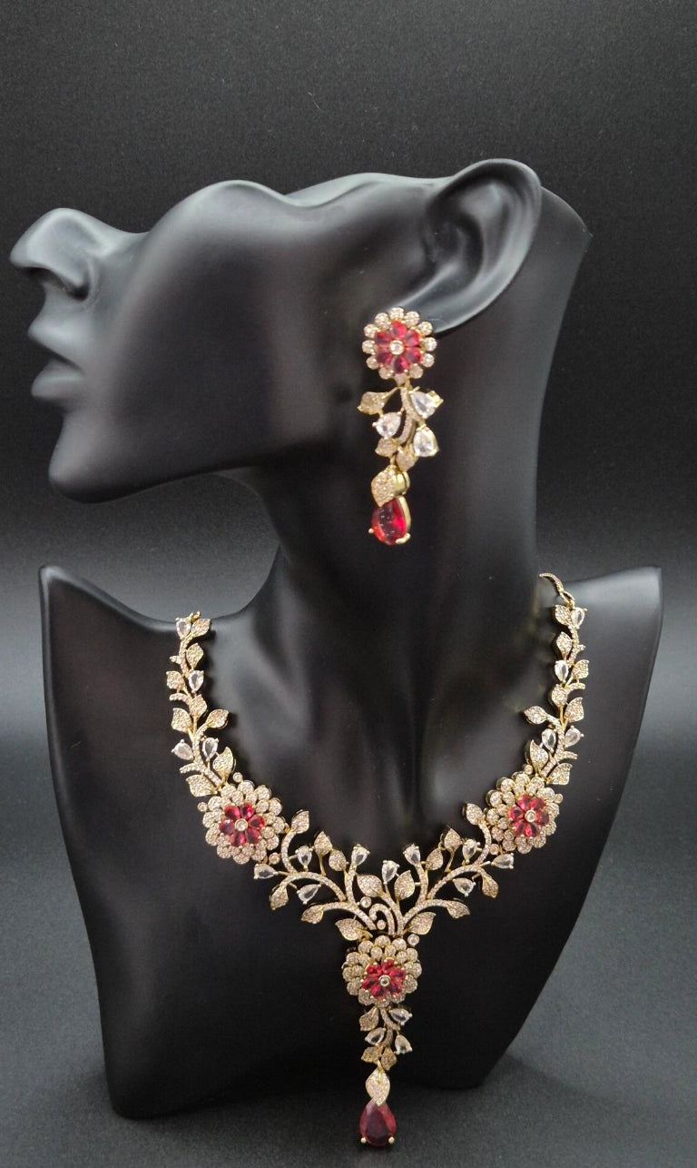 Elegantes Zirkonia Schmuckset Damen im Rosen-Design – Halskette & Ohrringe für Hochzeit und besondere Anlässe
