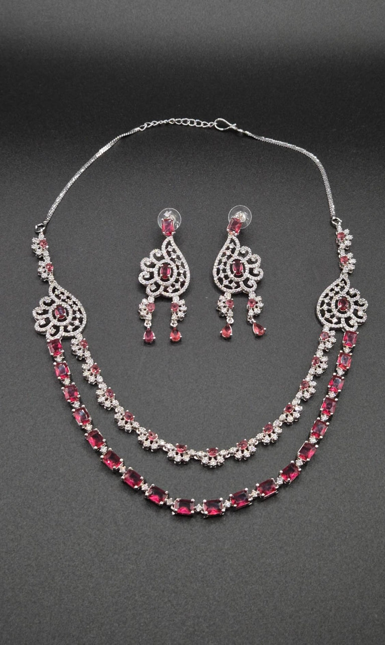 Elegantes Vintage Zirkonia Schmuckset Damen mit Ornament-Design – Halskette & Ohrringe für Hochzeit und Abendmode