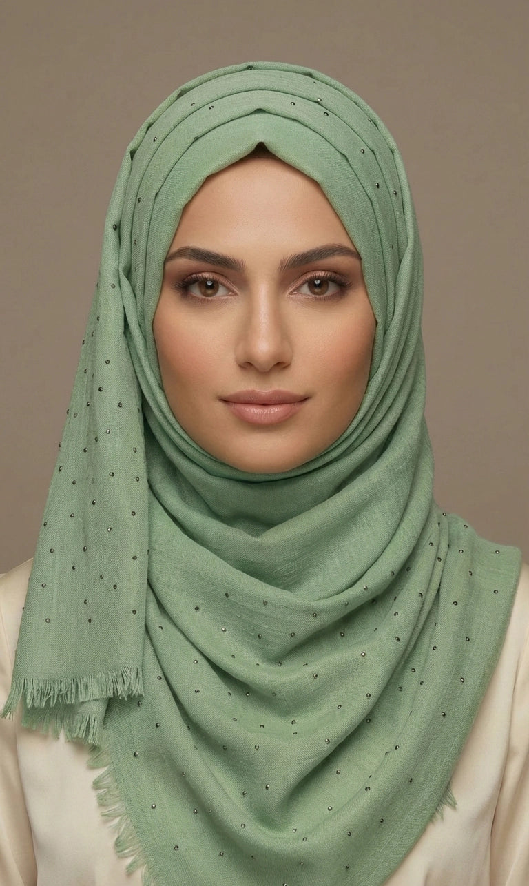 Eleganter Baumwoll-Hijab mit dezenten Strassdetails