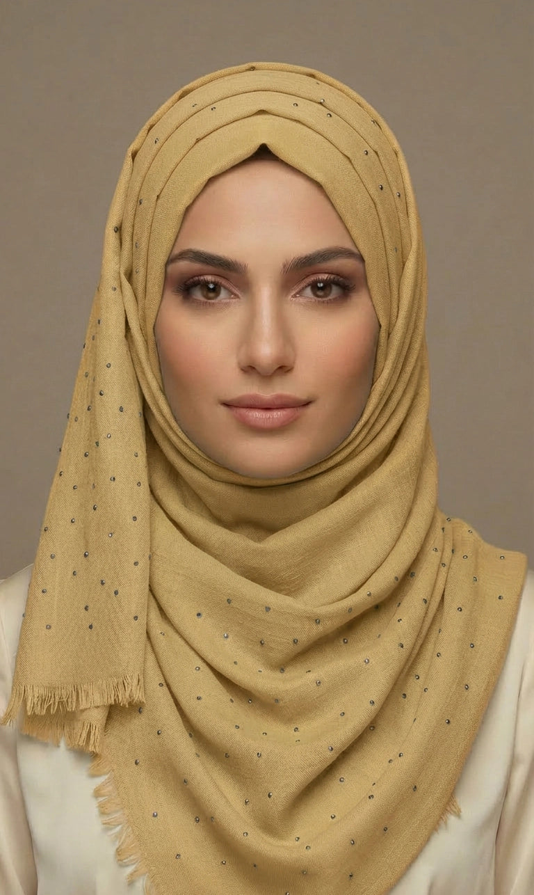 Eleganter Baumwoll-Hijab mit dezenten Strassdetails