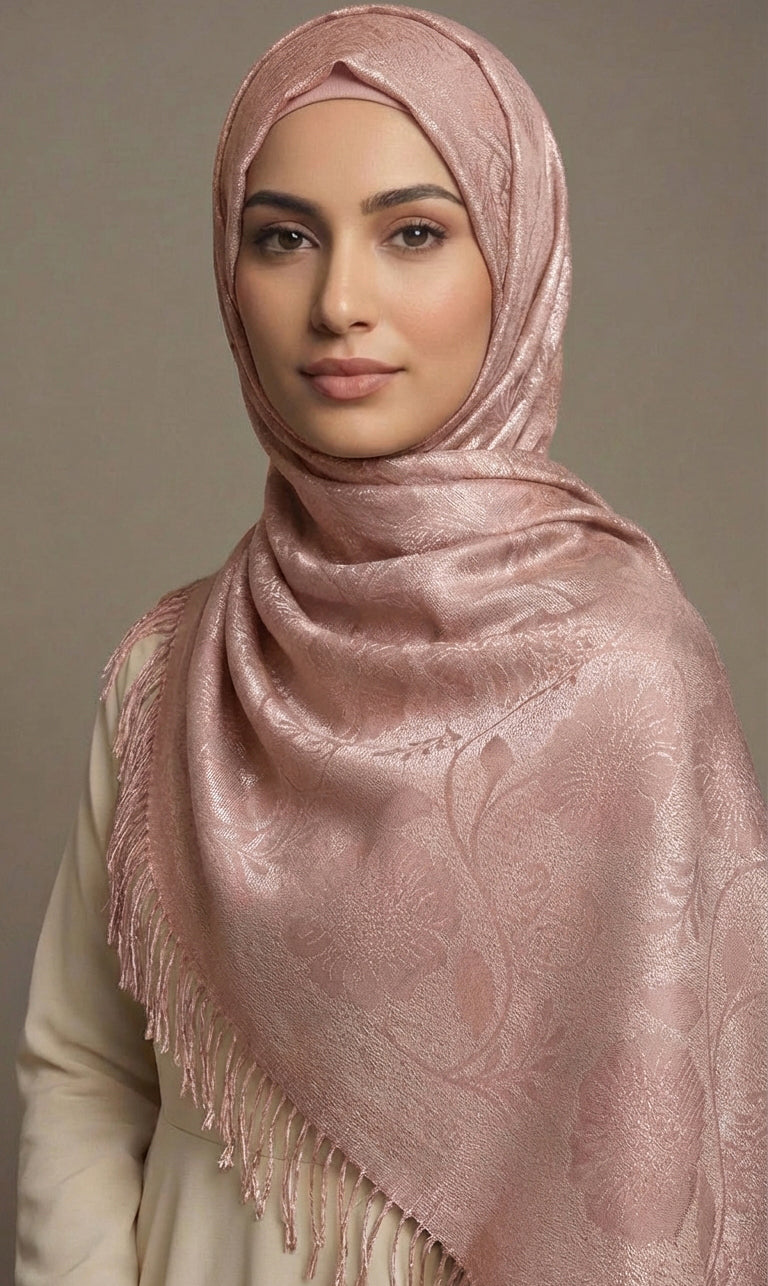 Hijab Schal in Blau mit floraler Musterung und Fransen – Eleganter Glänzender Kopftuch Schal (S07)