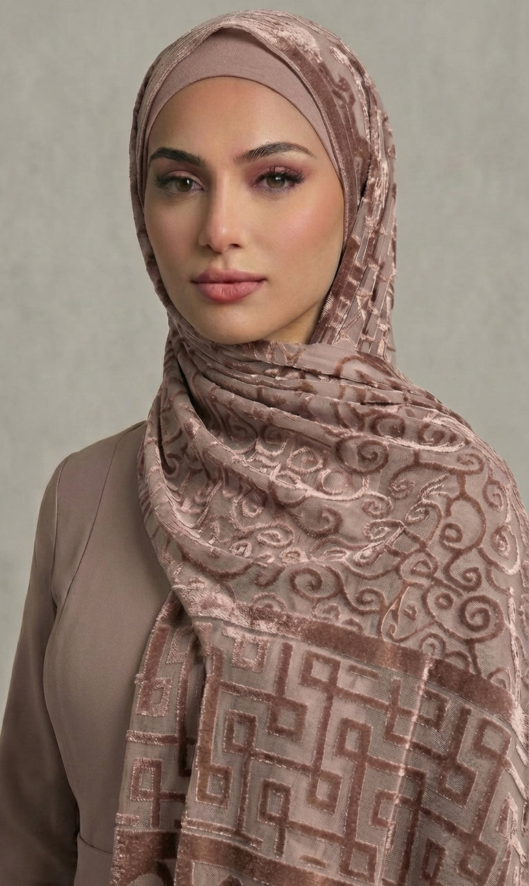 Edler Jacquard Hijab mit Ornamentmuster