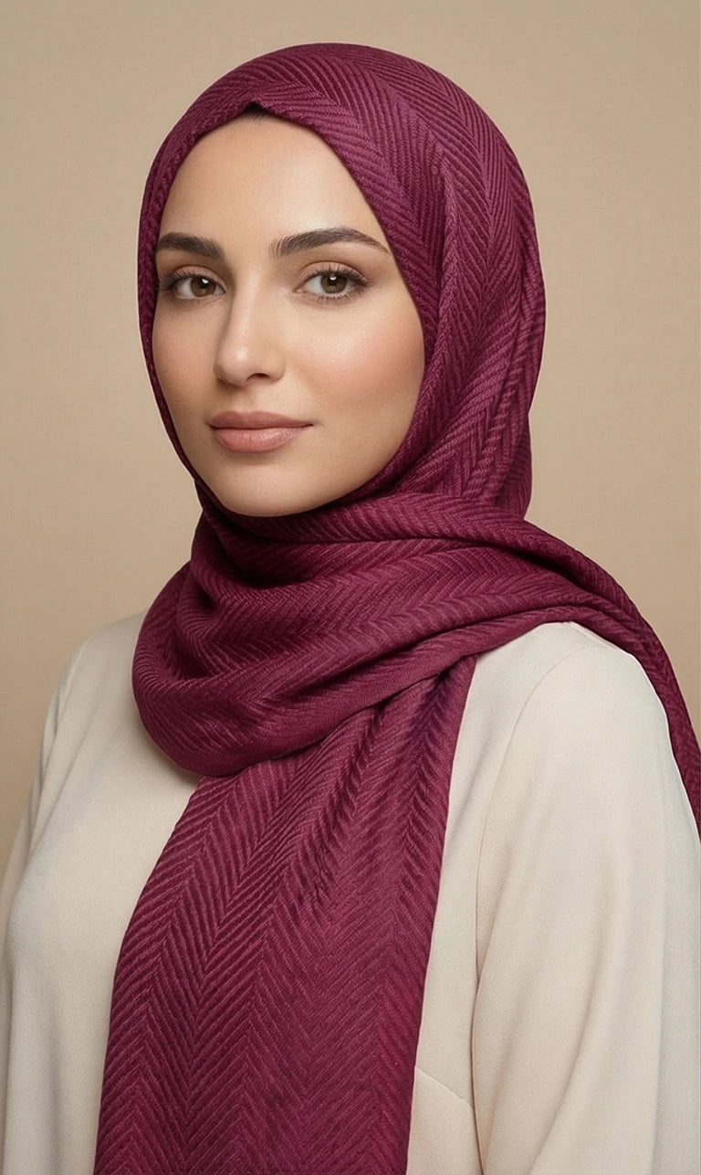 Hijab Schal in Rosa mit Fischgrätenmuster – Eleganter Texturierter Kopftuch Schal (S17)