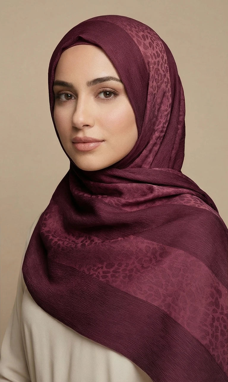 Hijab Schal in Braun-Gold mit Leopardenmuster – Eleganter Gestreifter Kopftuch Schal (S18)