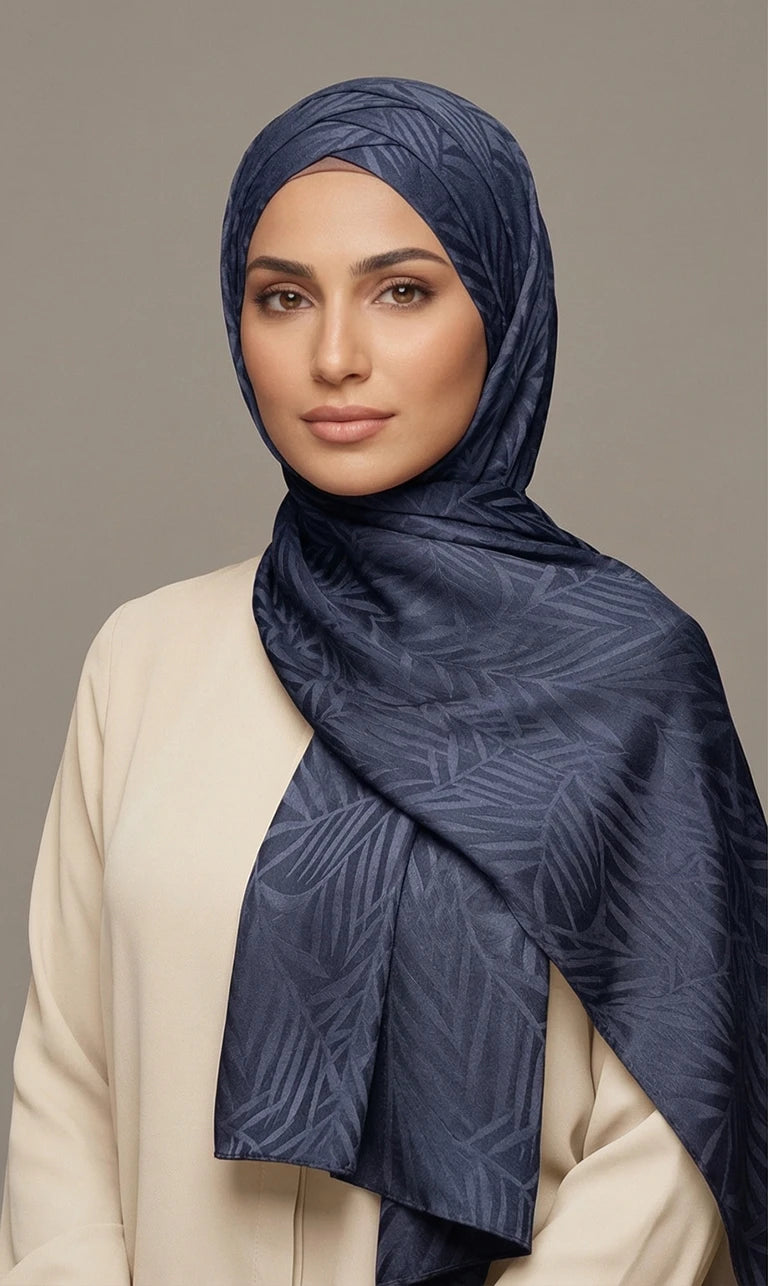 Hijab Schal in Grün mit Blattmuster – Eleganter Leichter Kopftuch Schal (S22)