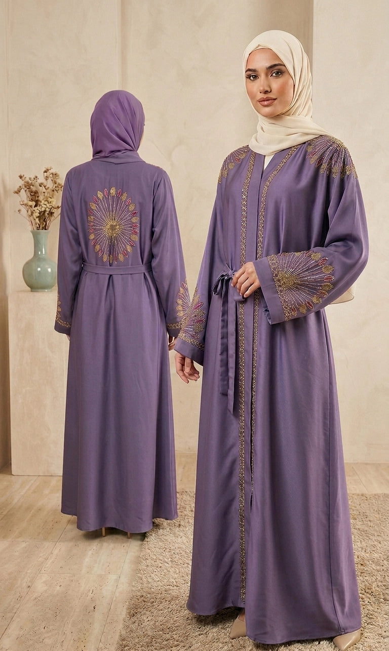 Abaya mit edler Stickerei und Gürtel