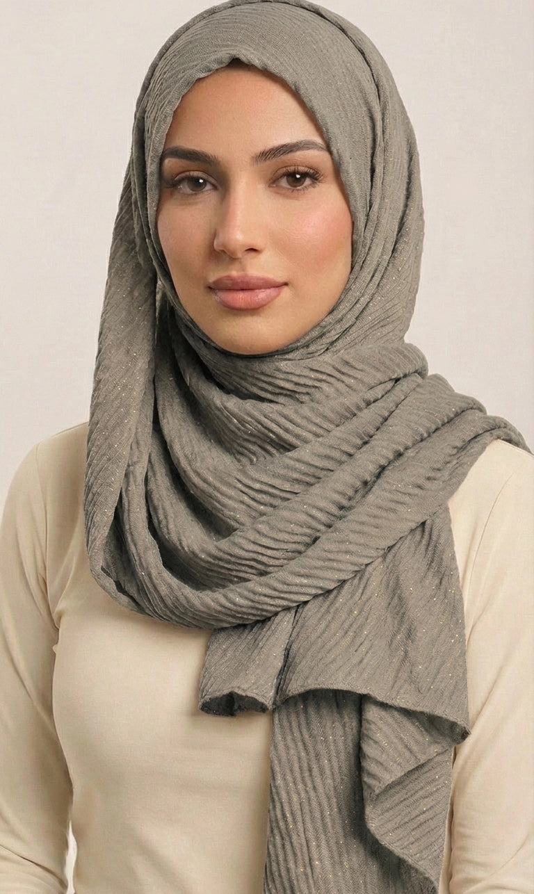 Hijab Schal in Beige mit Crinkle-Struktur und Glitzer – Eleganter Leichter Kopftuch Schal (S21)